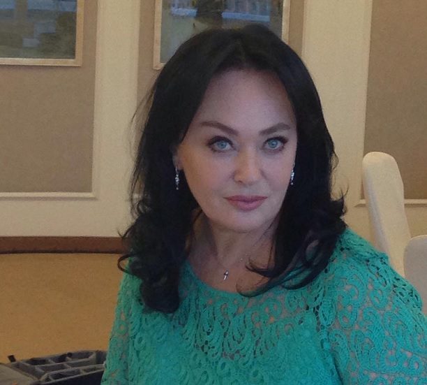 Роза Сябитова призналась, что не дружит с Ларисой Гузеевой