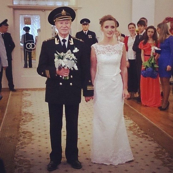 Молодая жена Иван Краско заговорила о разводе через два года после свадьбы