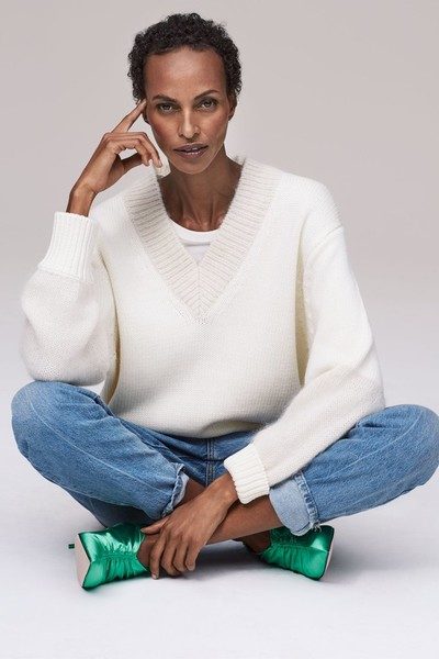Не только для подростков. Новую коллекцию Zara рекламируют женщины старше 40