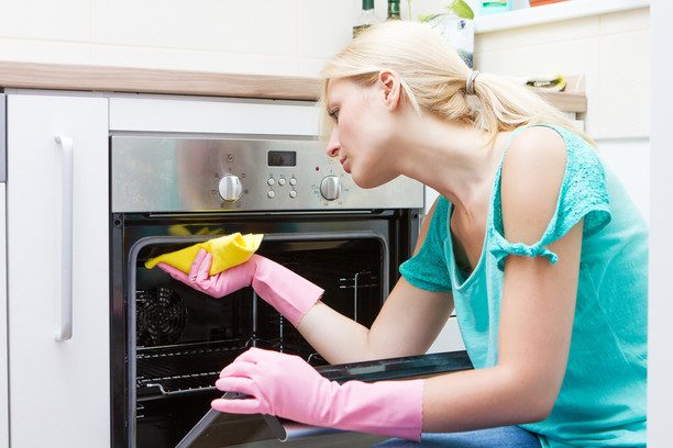5 способов очистить духовку