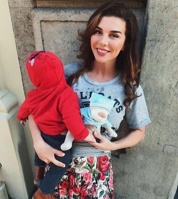 Анна Седокова впервые показала лицо семимесячного сына