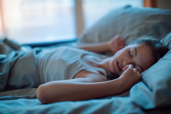 5 простых правил, которые помогут быстро засыпать и легко просыпаться.
