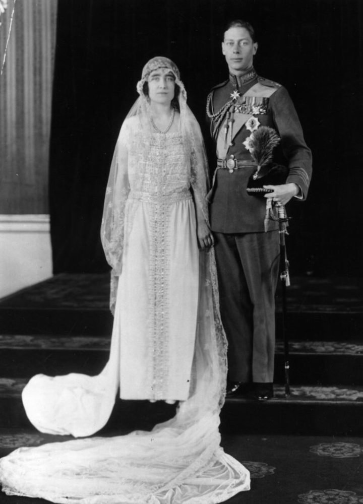 Замуж за принца: 10 самых роскошных свадебных платьев в истории британской монархии