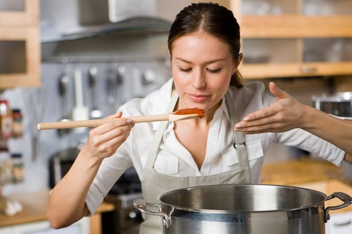 6 «кухонных» привычек, которые могут дорого обойтись вашему здоровью